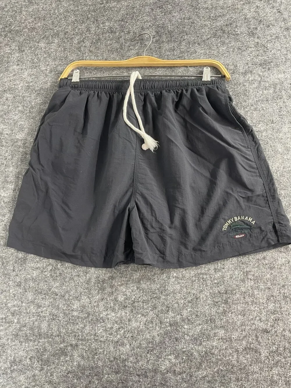 Tommy Bahama Shorts Boys XL Black Swim Trunks Relax Board Shorts Mesh Lined N297